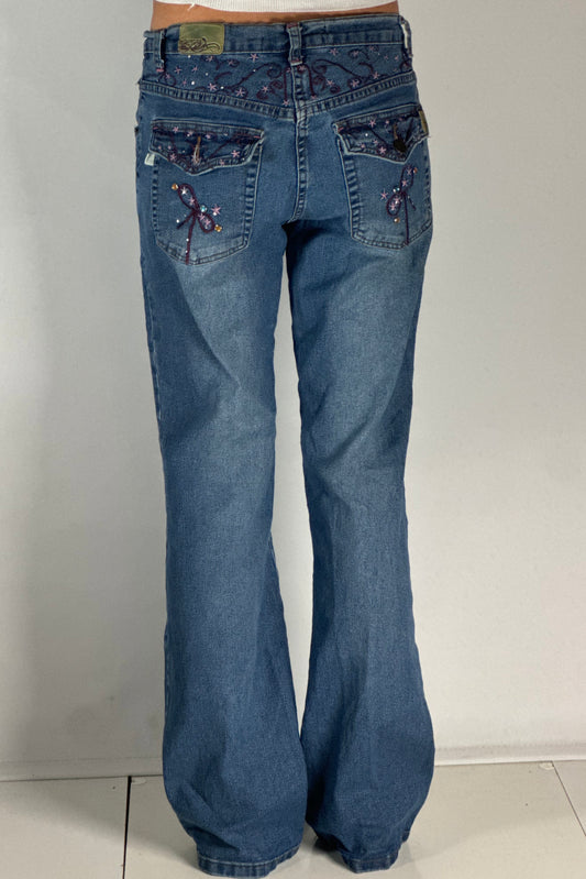 Utsvängda jeans stl: S