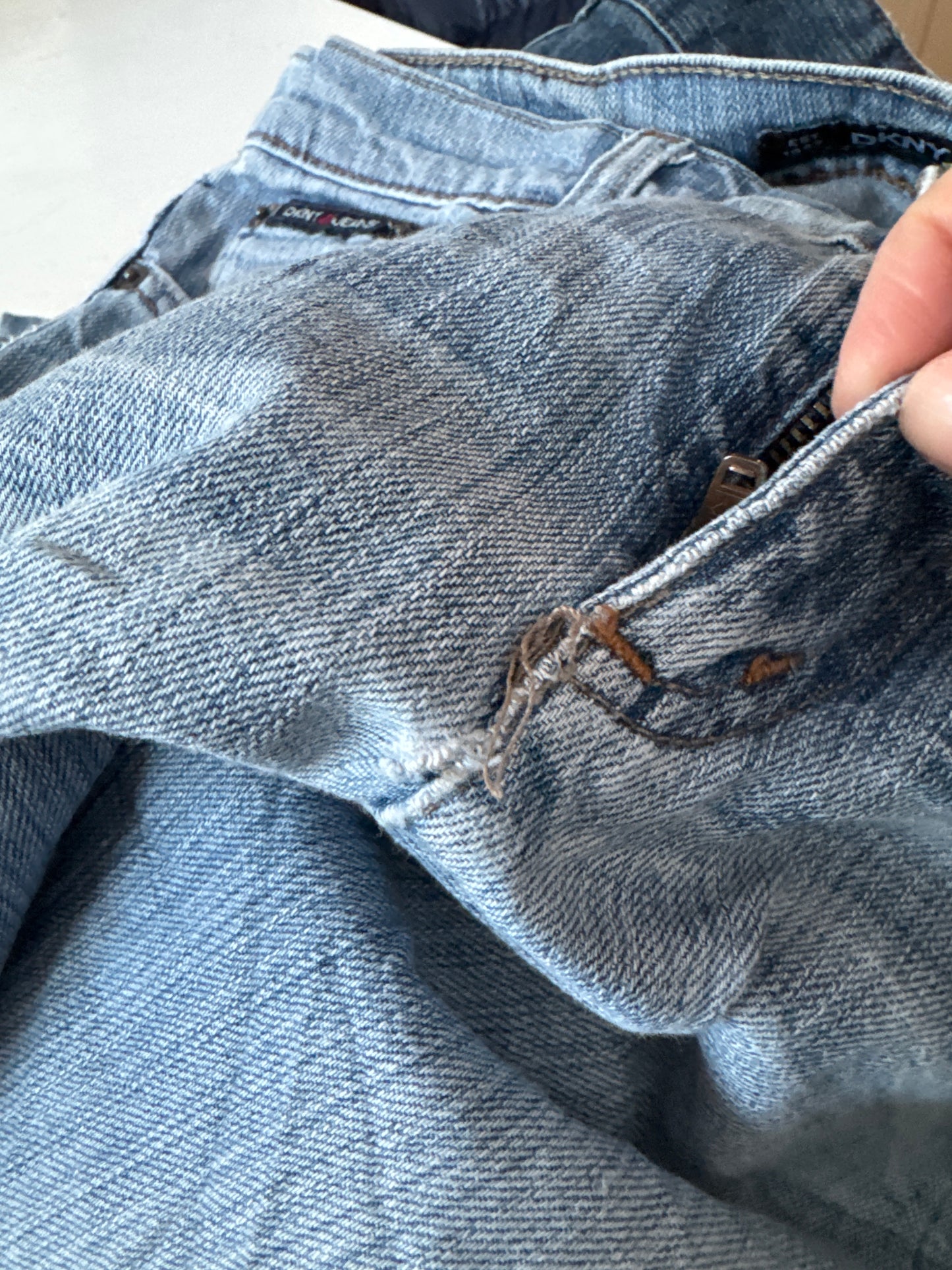 Utsvängda jeans stl: S