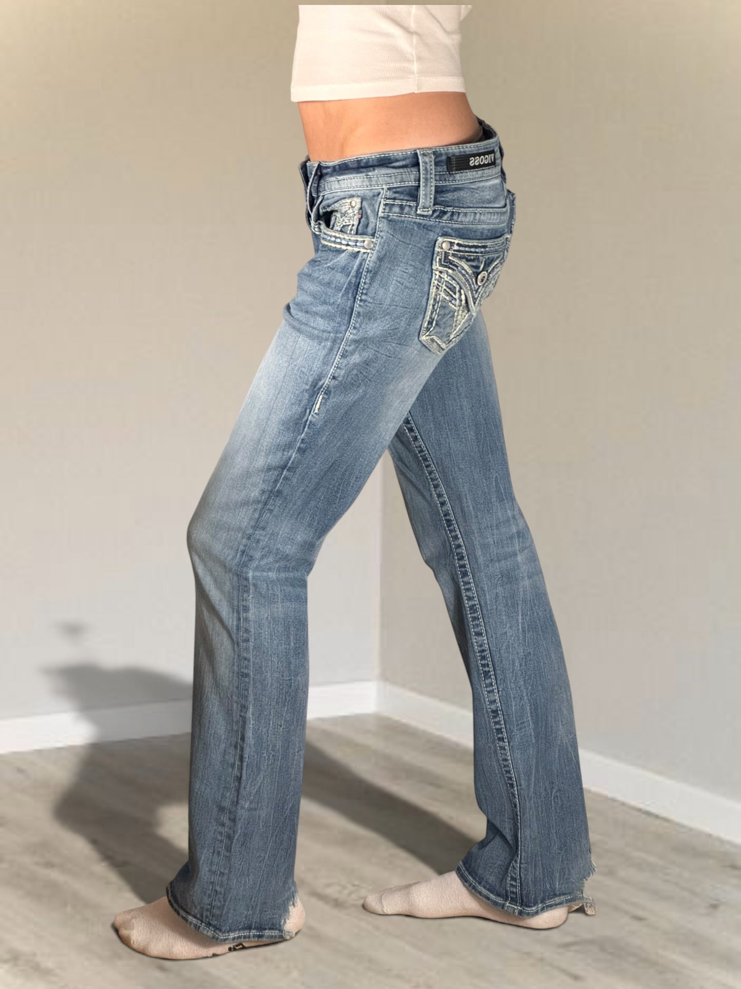Low-rise jeans size: S
