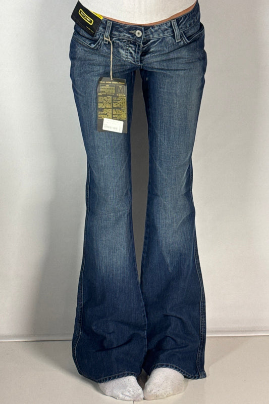 Lågmidjade jeans stl: XS (W29/L34)