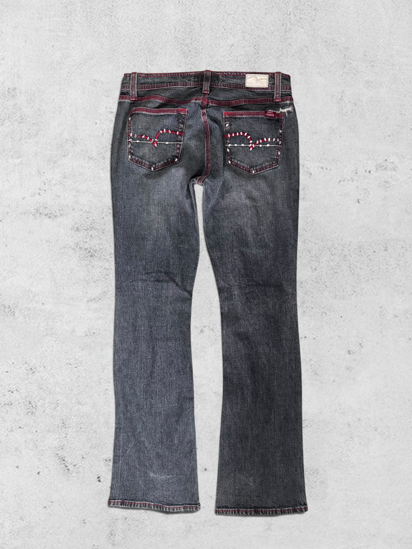 Utsvängda jeans stl: M