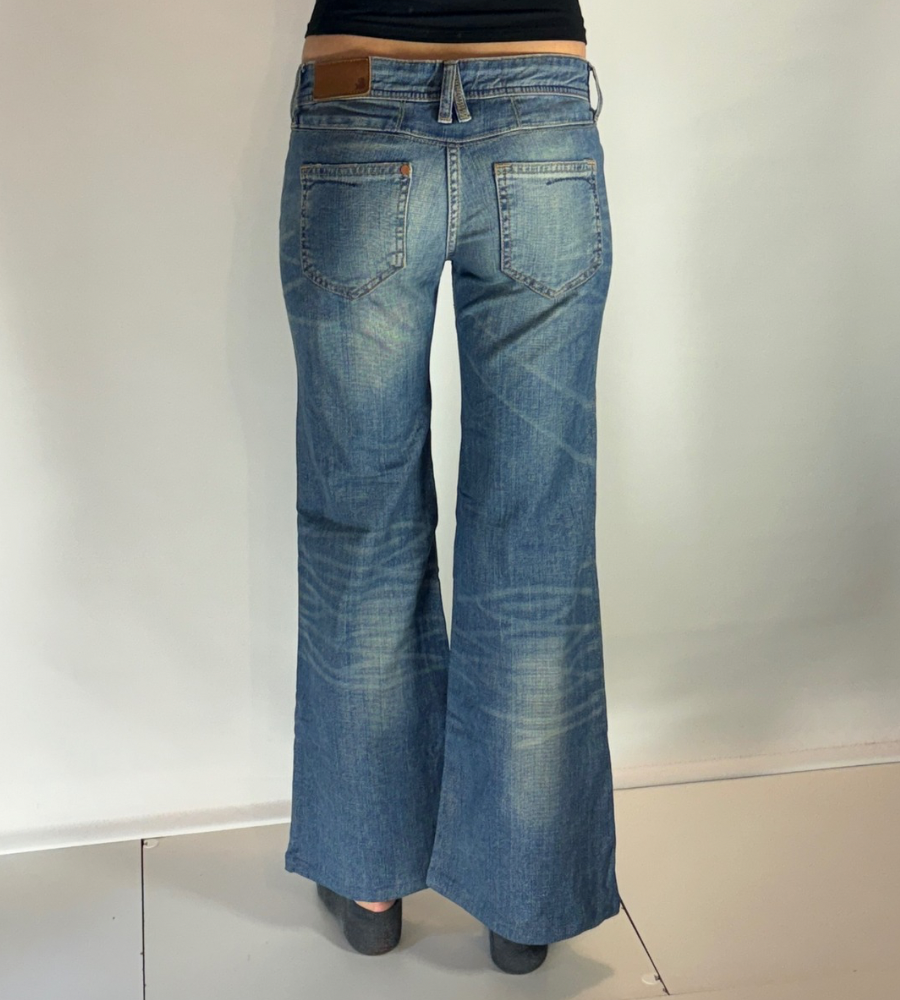Lågmidjade jeans–stl: S