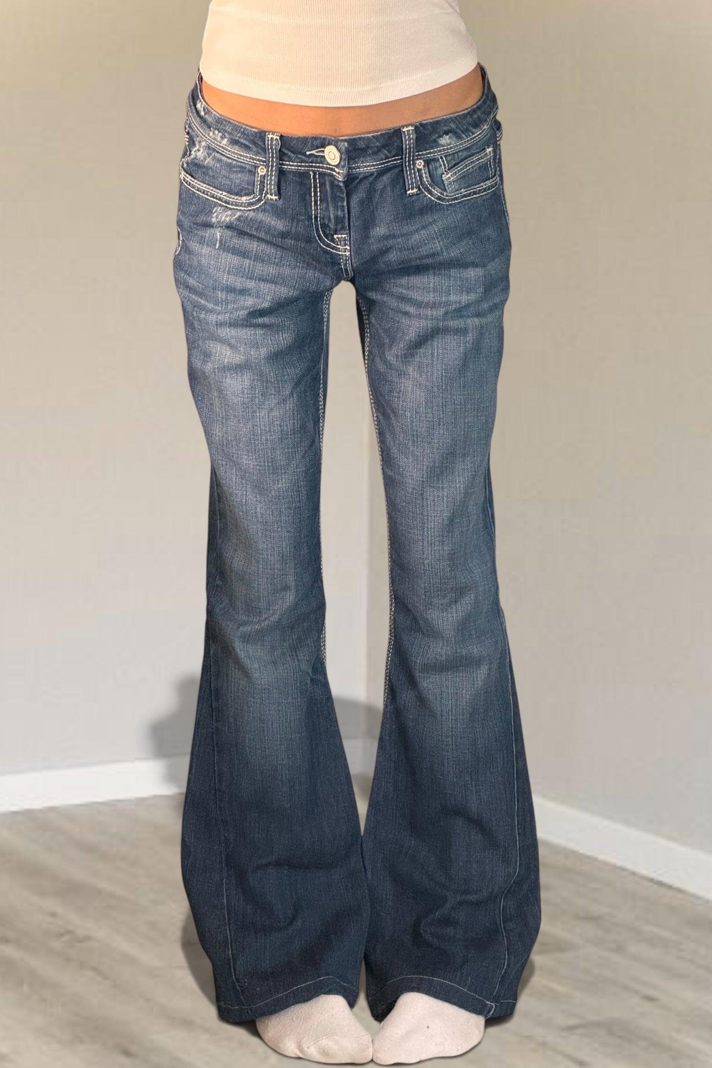 Low-rise jeans size: S/M