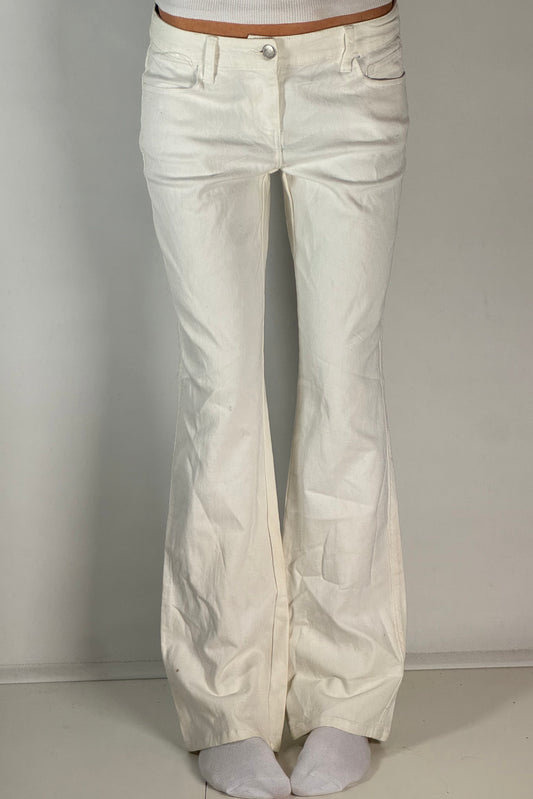 Utsvängda jeans stl: S