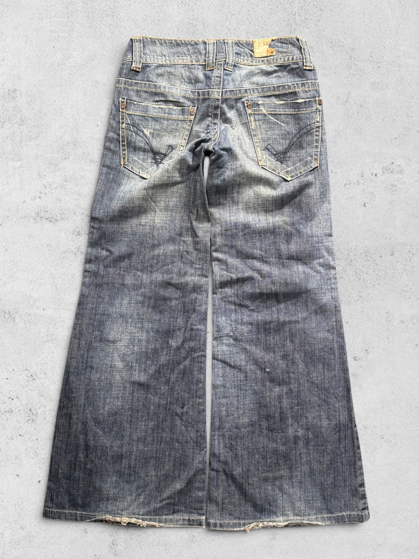 Lågmidjade jeans stl: (kopia 205)