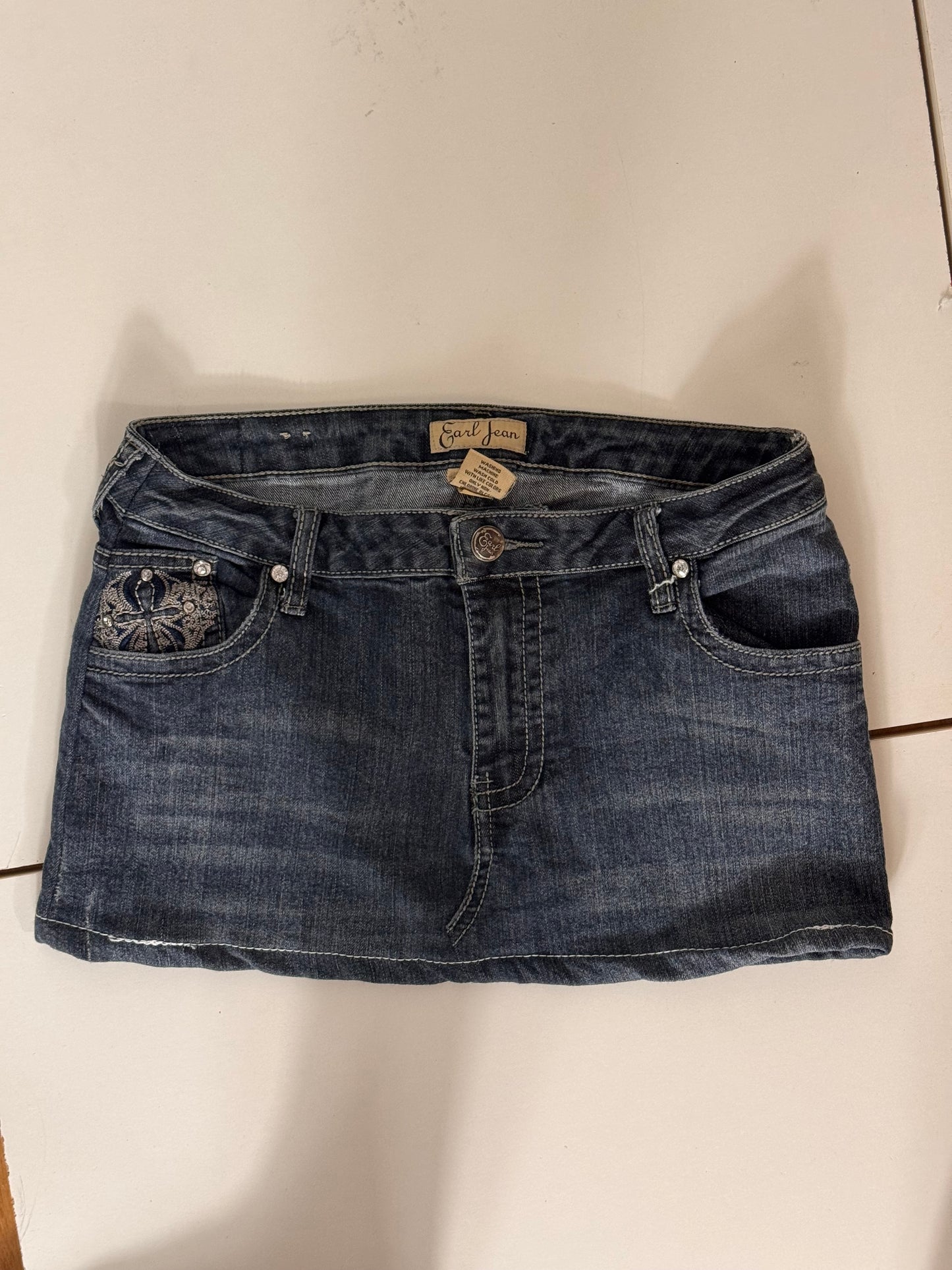 Denim skirt size: S