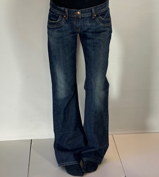 Lågmidjade jeans–stl: M