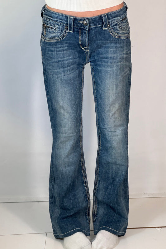 Lågmidjade jeans stl: M