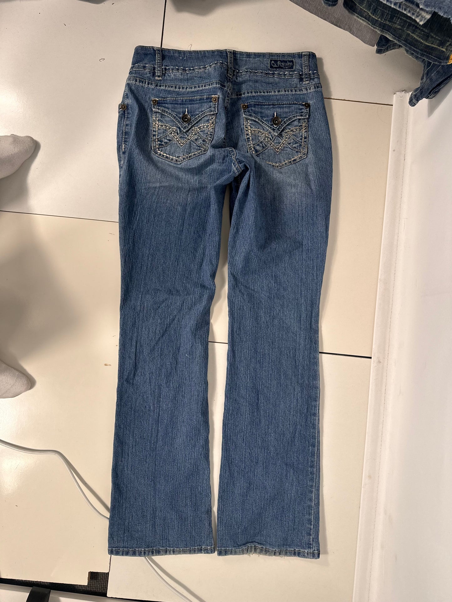 Utsvingte jeans str: M