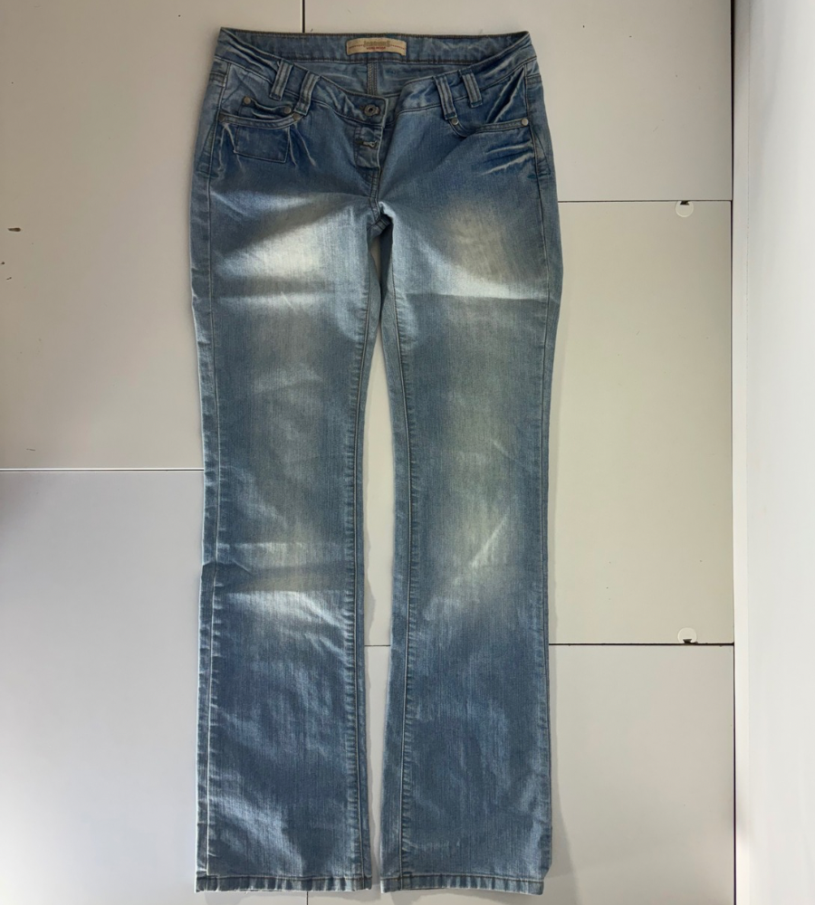 Lågmidjade jeans–stl: M