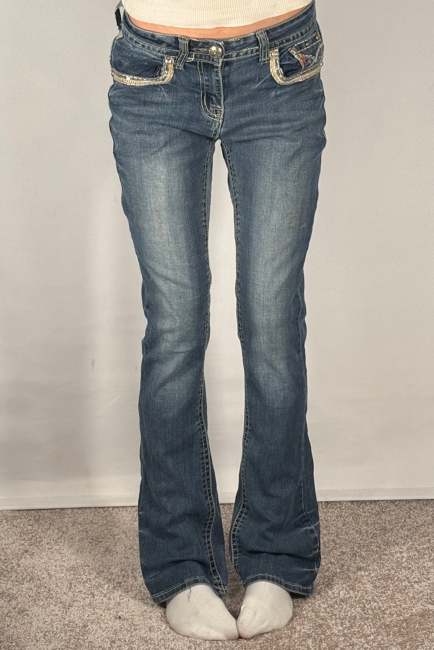 Utsvingte jeans str: XS