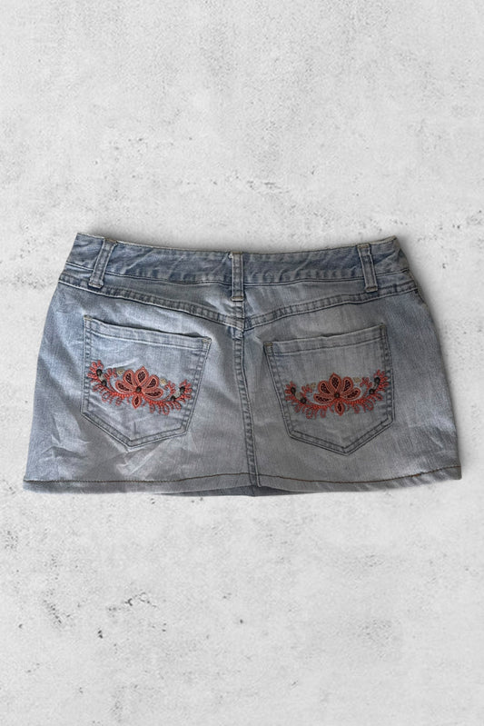 Denim skirt size: S