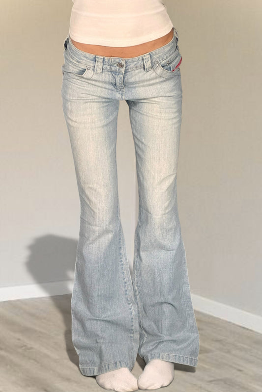 Utsvängda jeans stl: XS