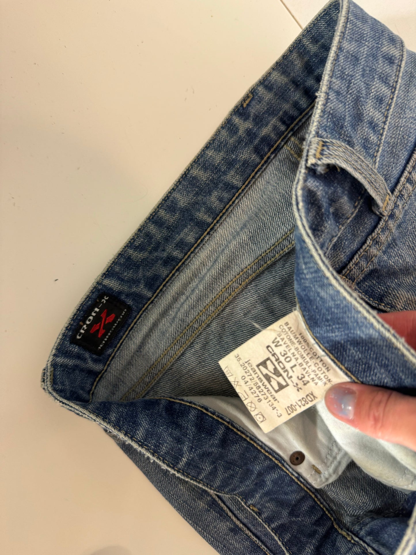 Lågmidjade jeans–stl: L