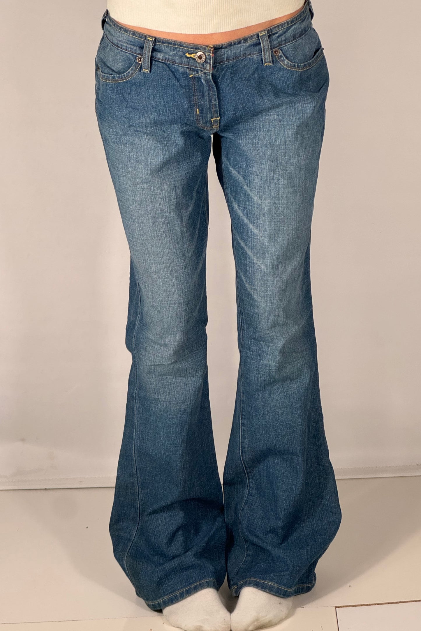 Lavtaljede jeans str: M