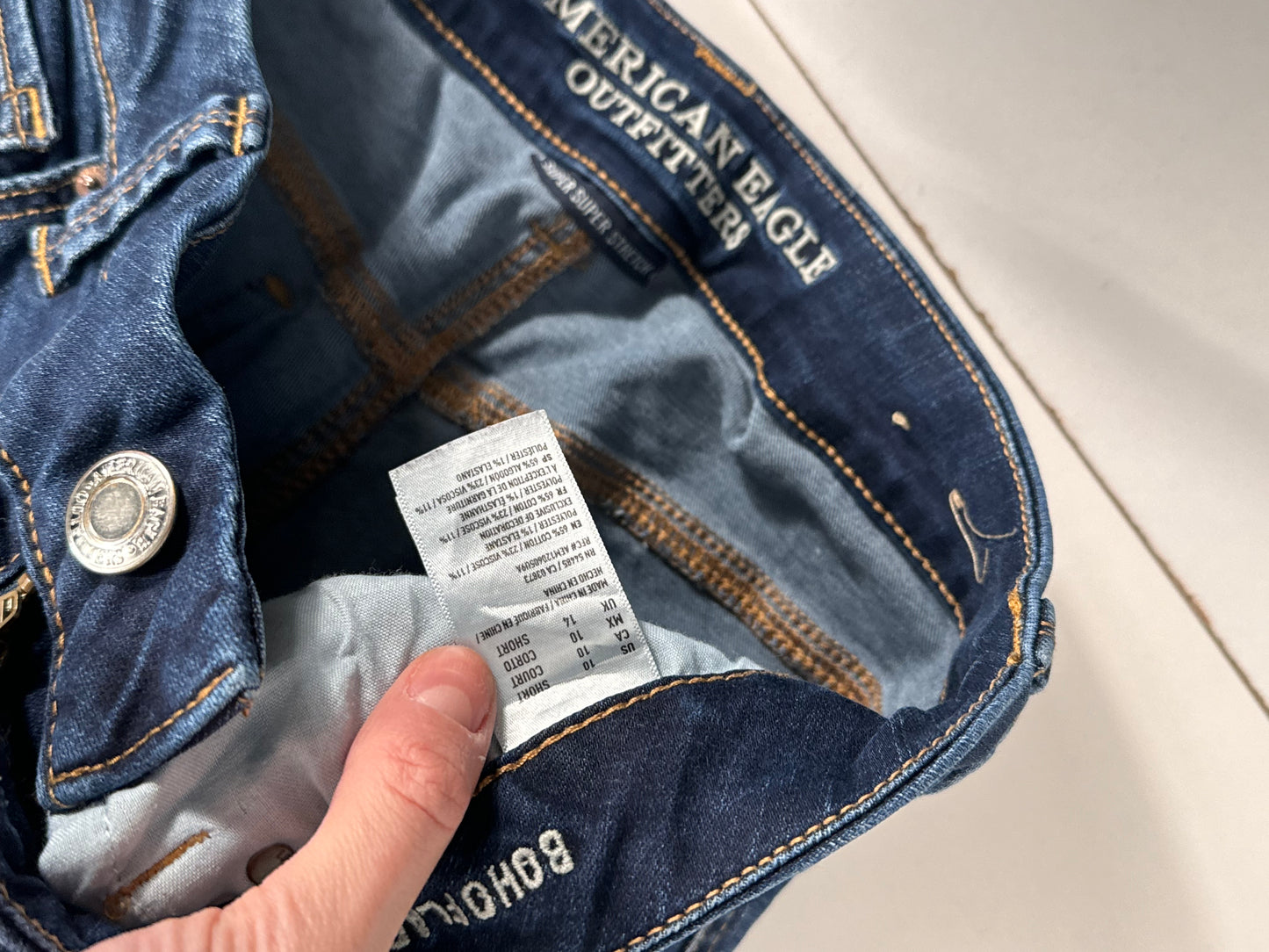 Utsvingte jeans str: S