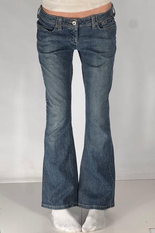 Lavtaljede jeans str: S