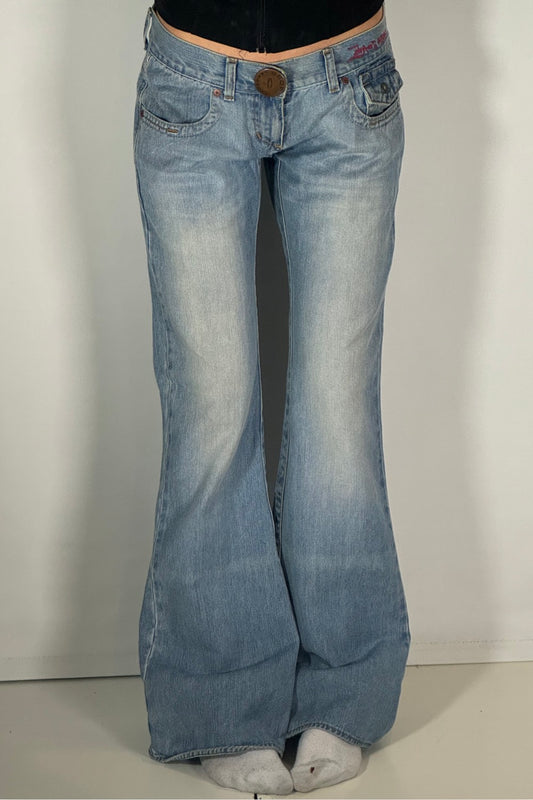 Lågmidjade jeans stl: M