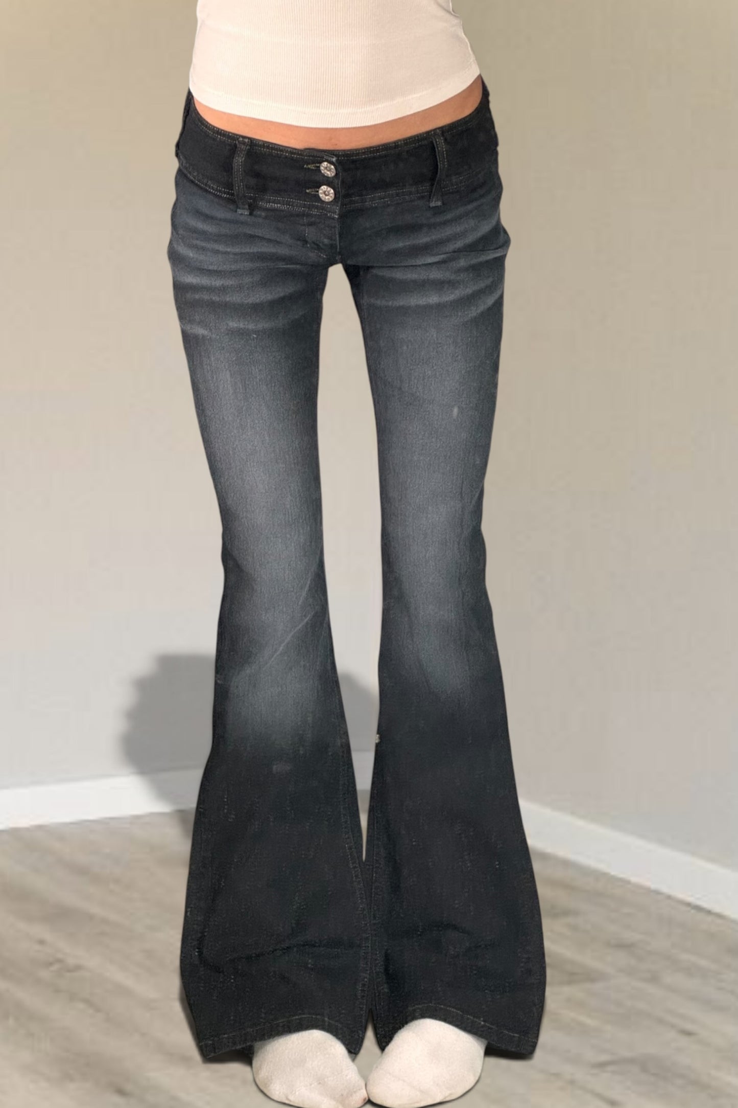 Low-rise jeans size: XS