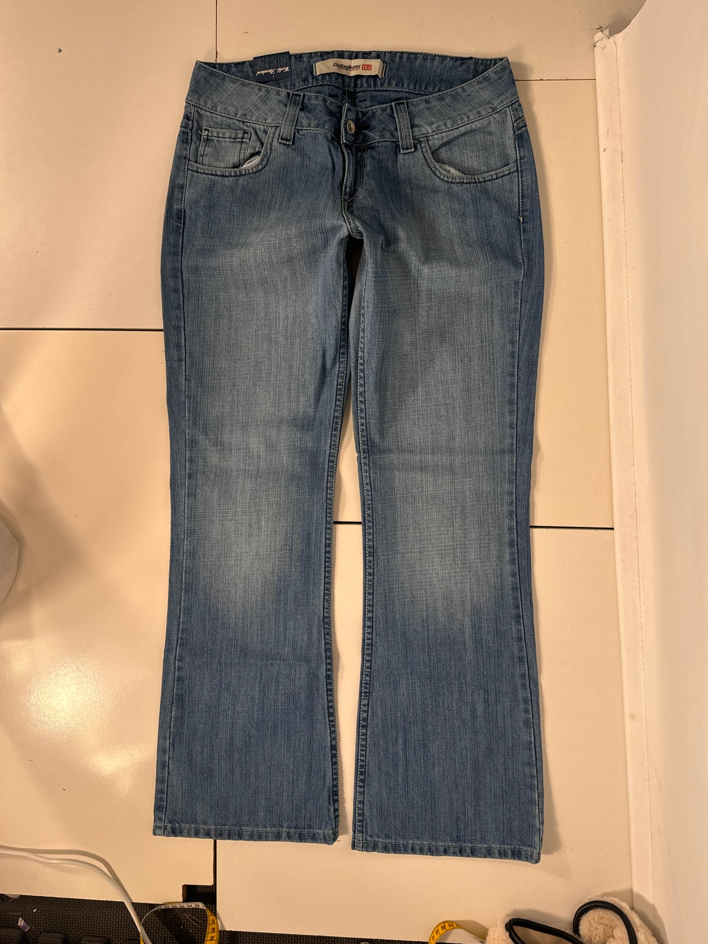 Lavtaljede jeans str: S (W31/L30)