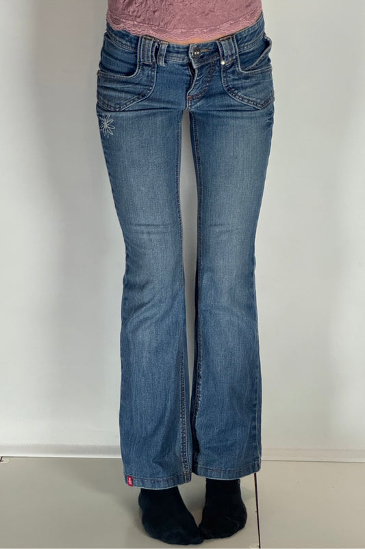 Lågmidjade jeans–stl: XXS