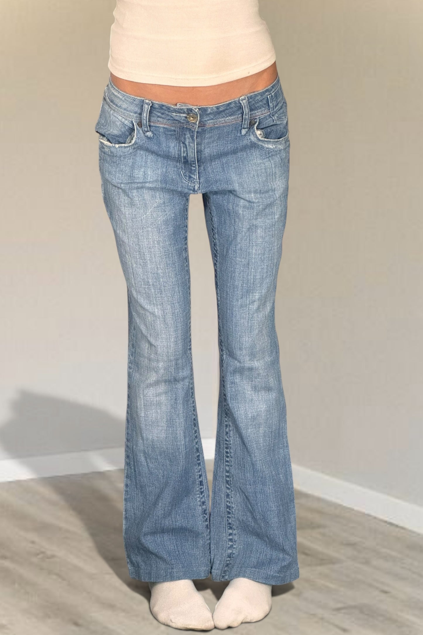 Lågmidjade jeans stl: (kopia 178)