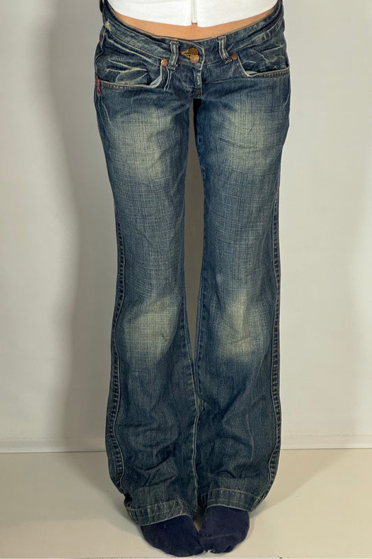 Lågmidjade jeans stl: M