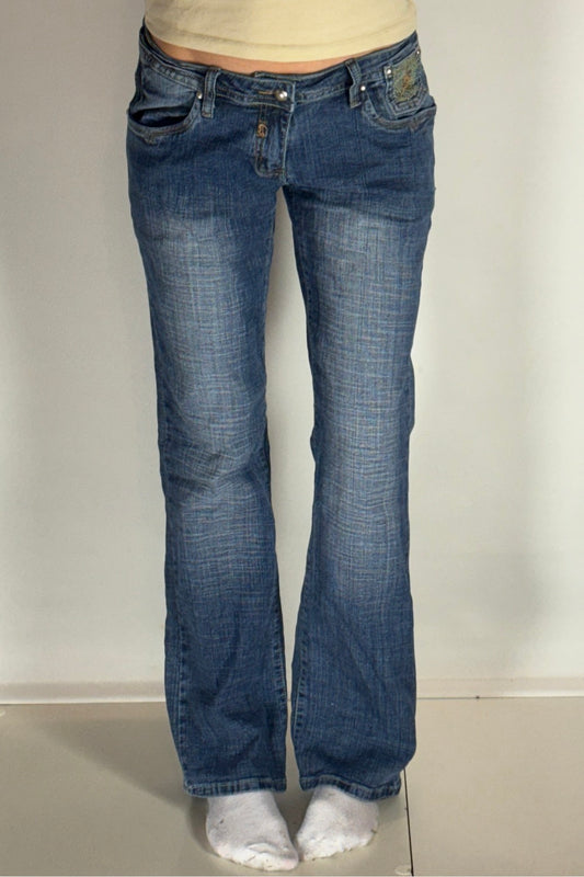 Lågmidjade jeans–stl: M