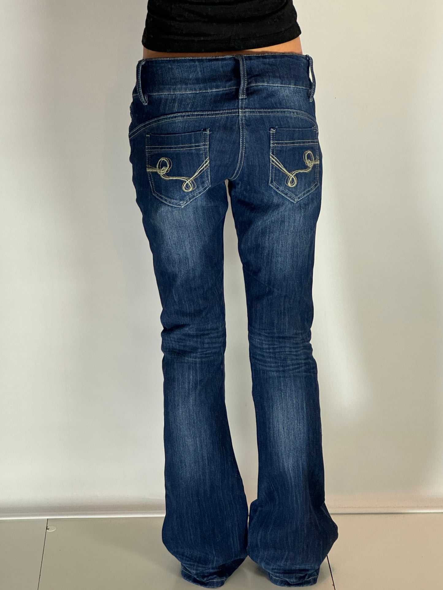 Lågmidjade jeans stl: M