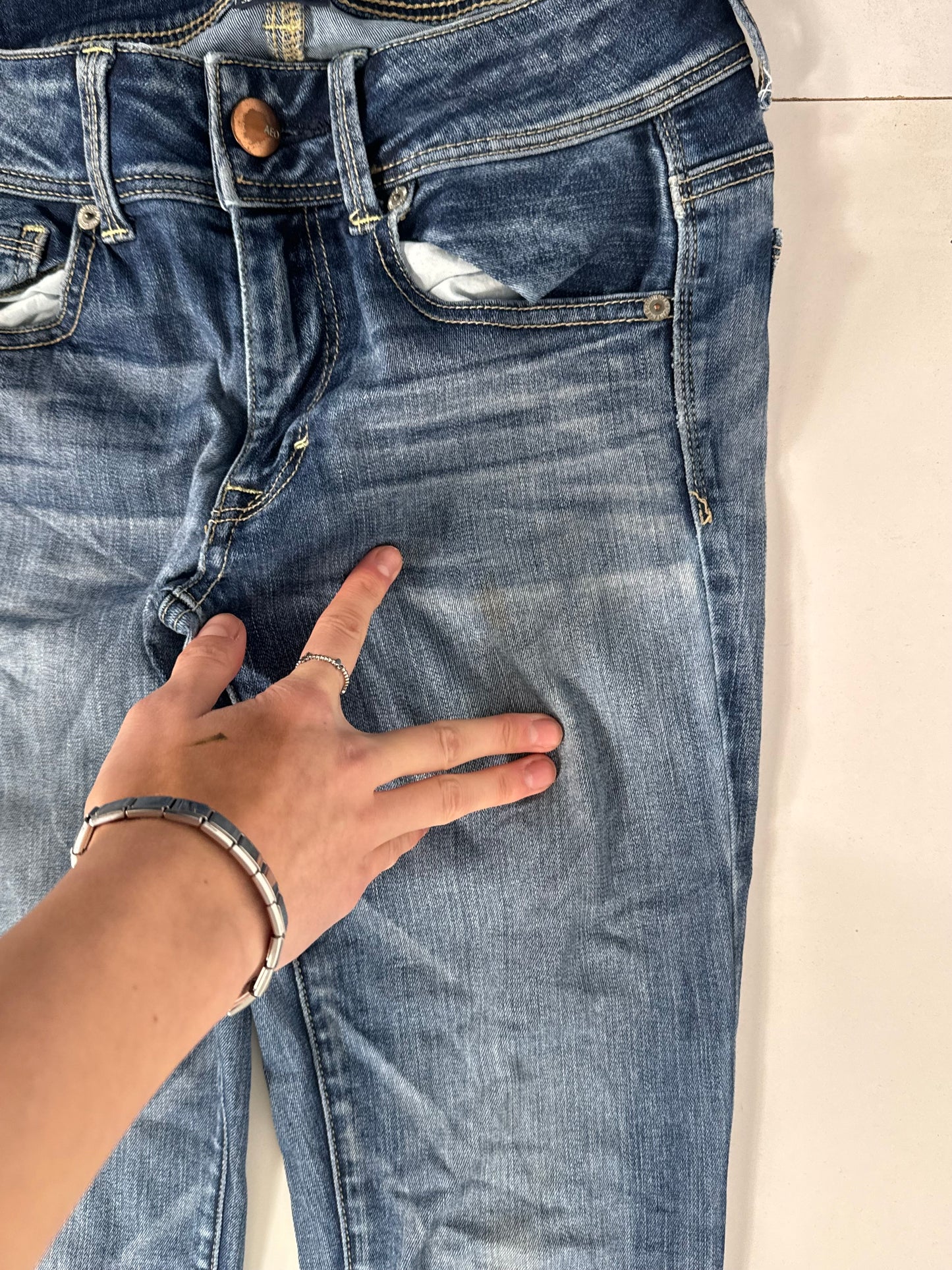 Utsvingte jeans str: XS