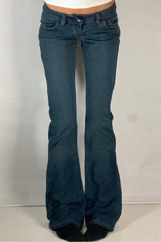 Lågmidjade jeans stl: XXS (W27/L34)