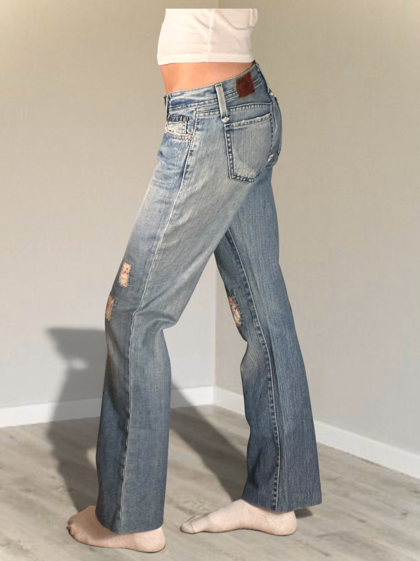 Low-rise jeans size: XS