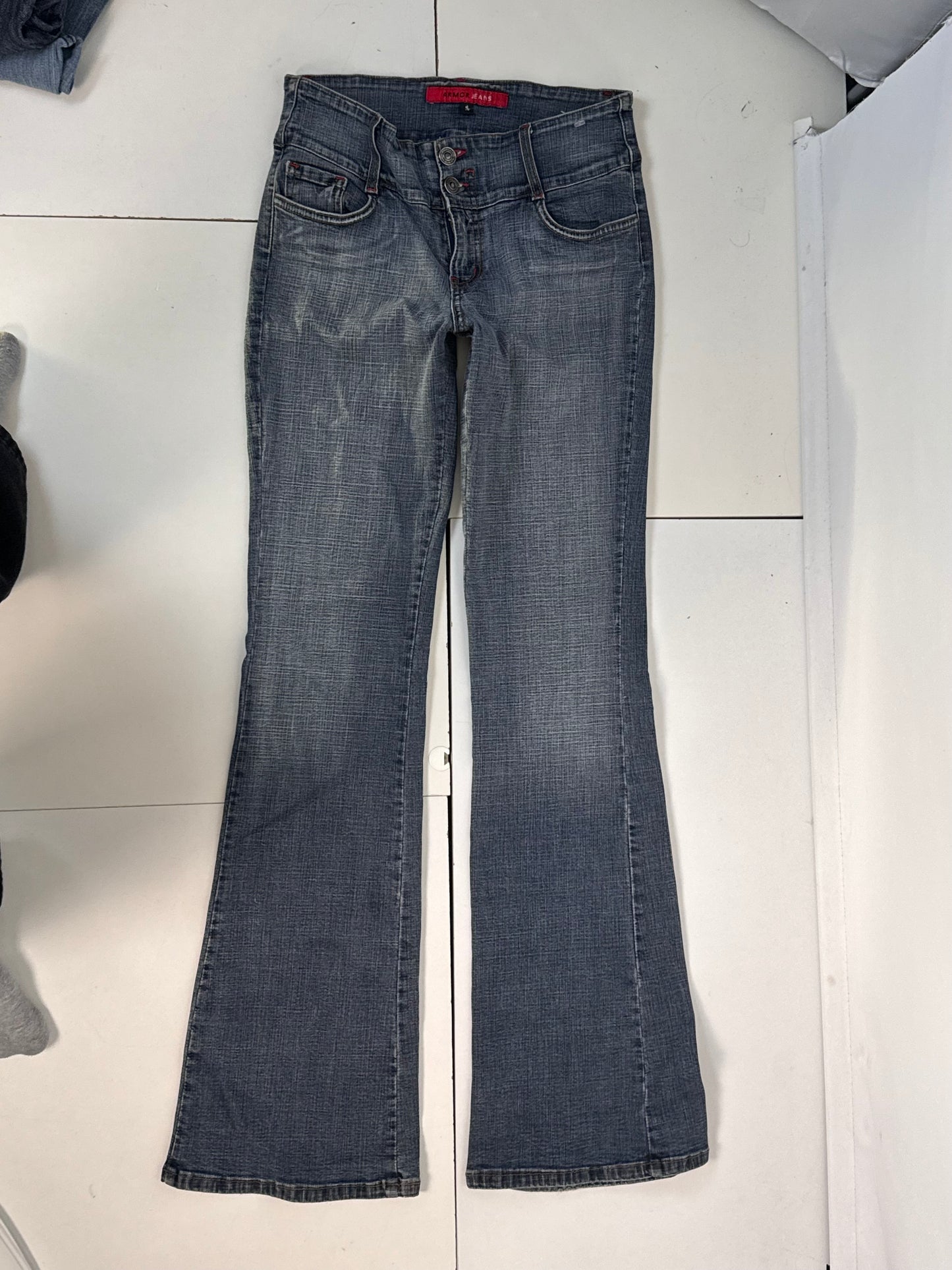 Utsvängda jeans stl: XS