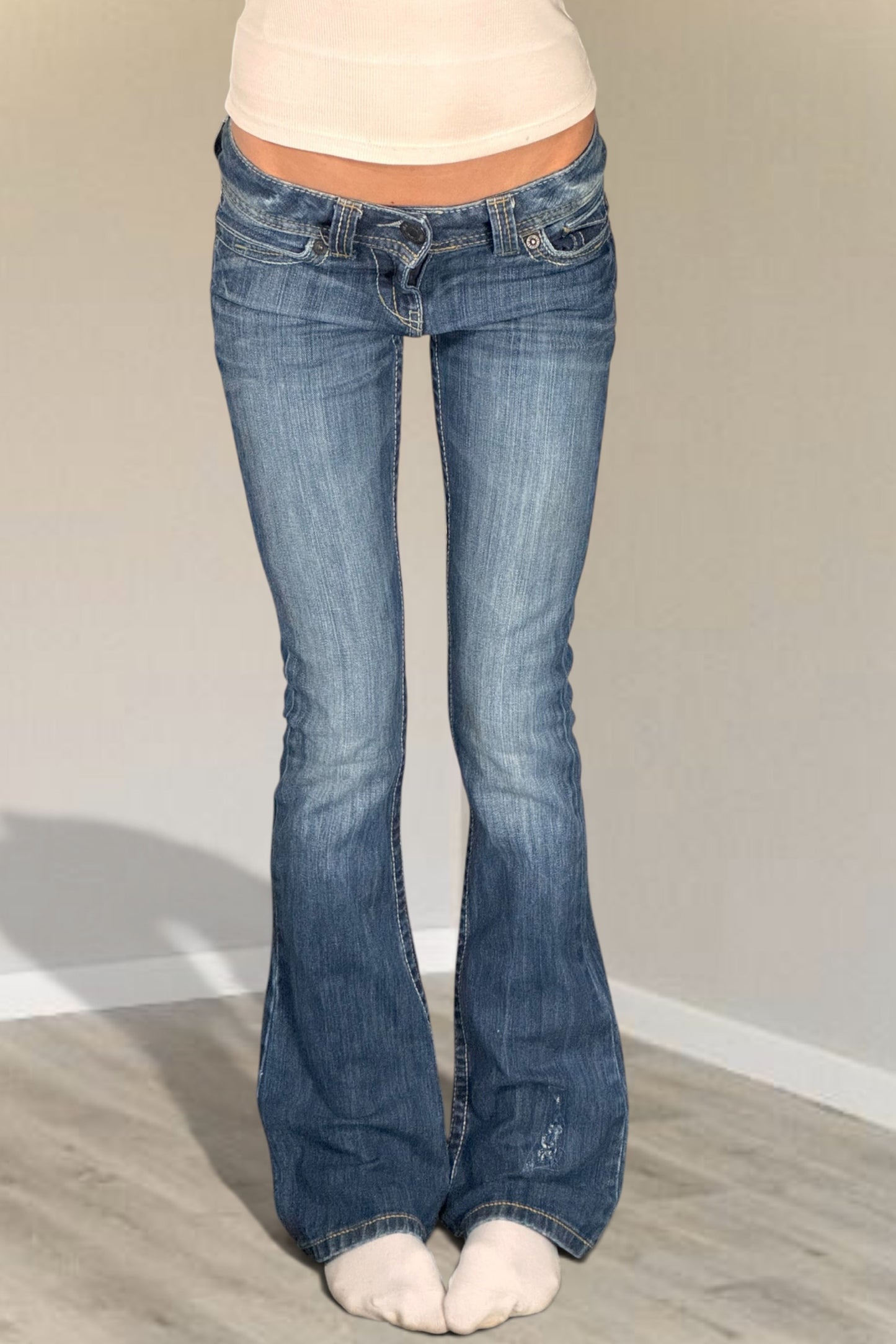 Lågmidjade jeans stl: (kopia 184)