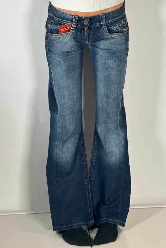 Lågmidjade jeans stl: XXS (W27/L32)