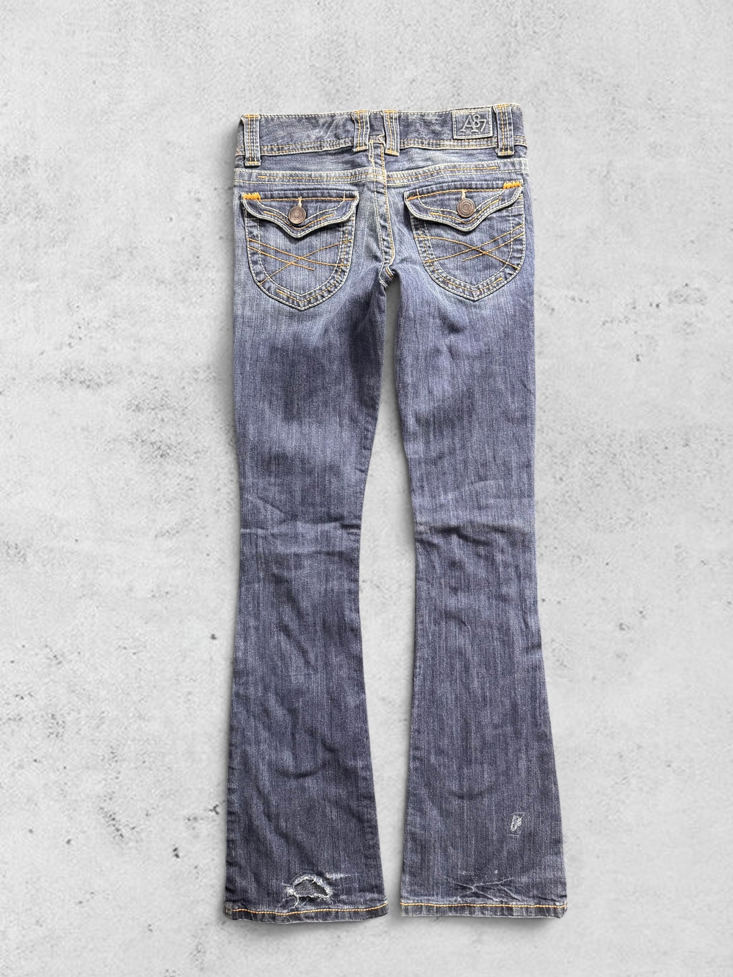 Lågmidjade jeans stl: (kopia 184)