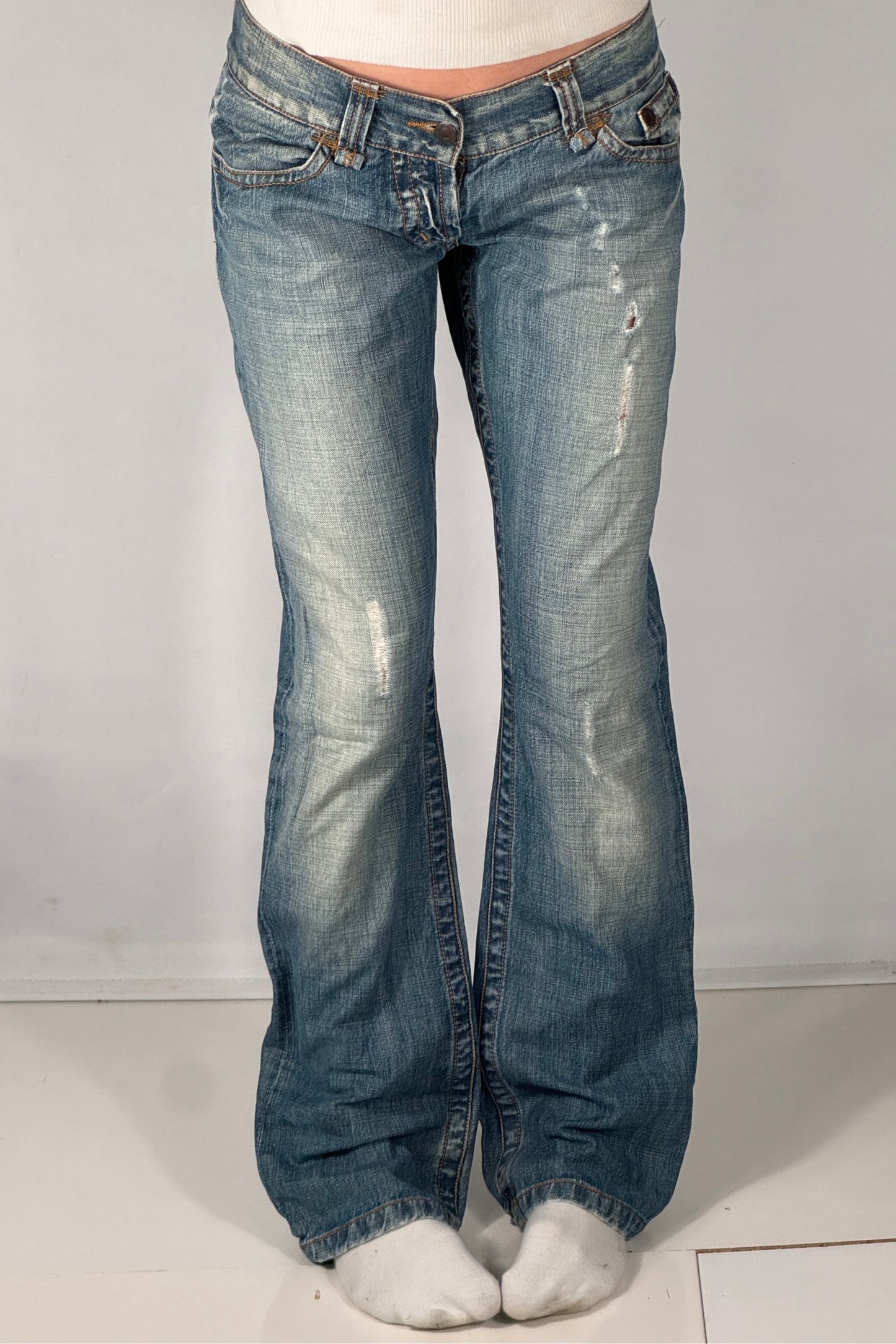 Lågmidjade jeans stl: M