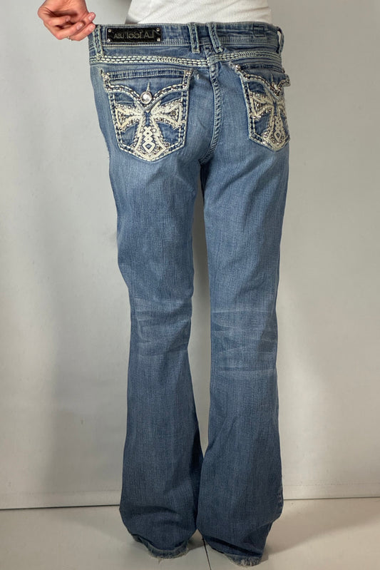 Utsvängda jeans stl: M