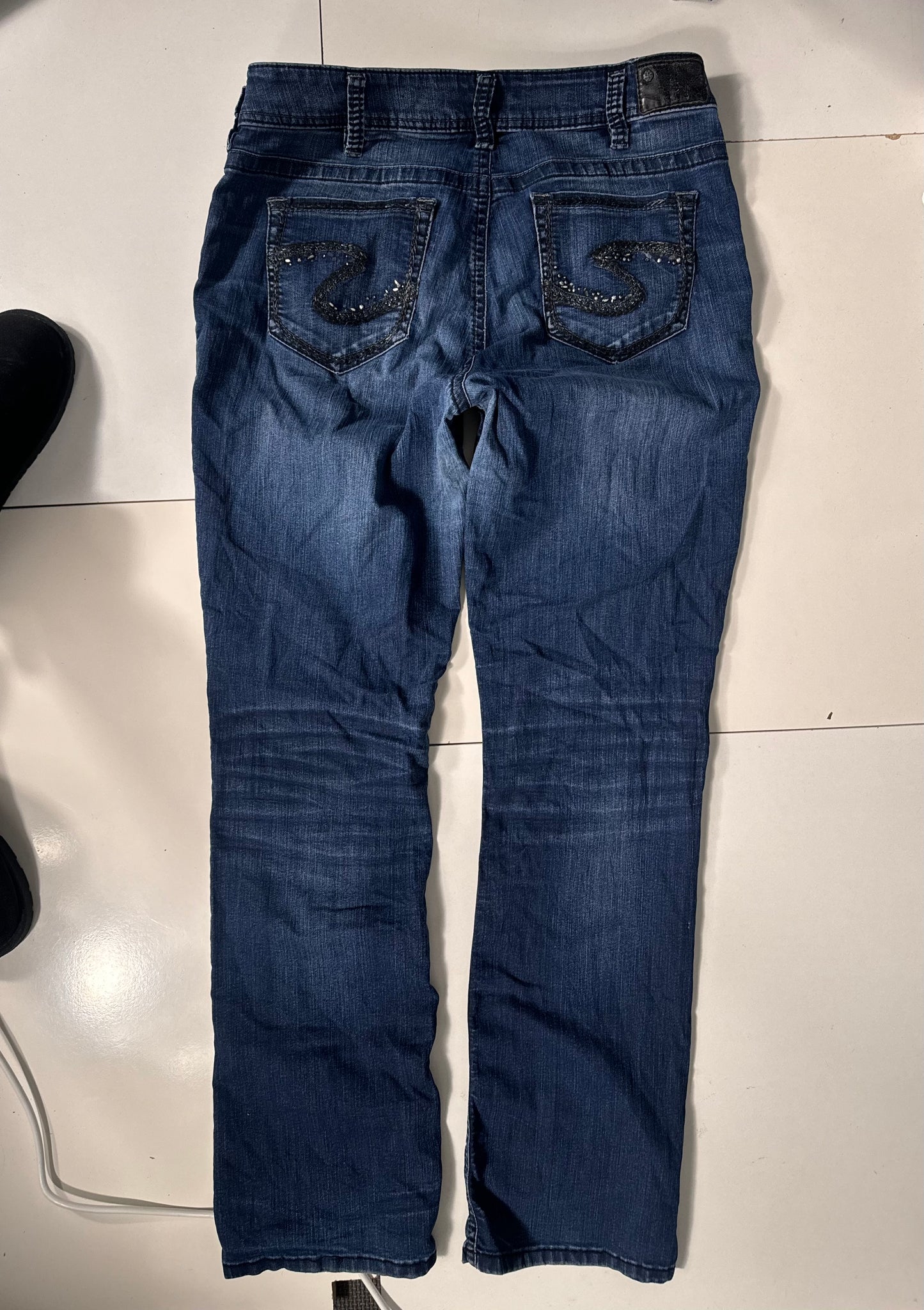 Utsvängda jeans stl: L