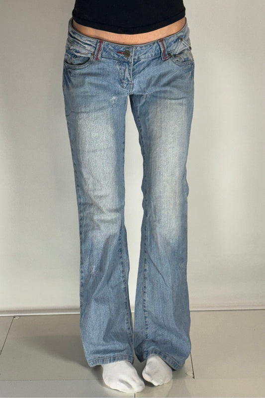 Lågmidjade jeans–stl: M