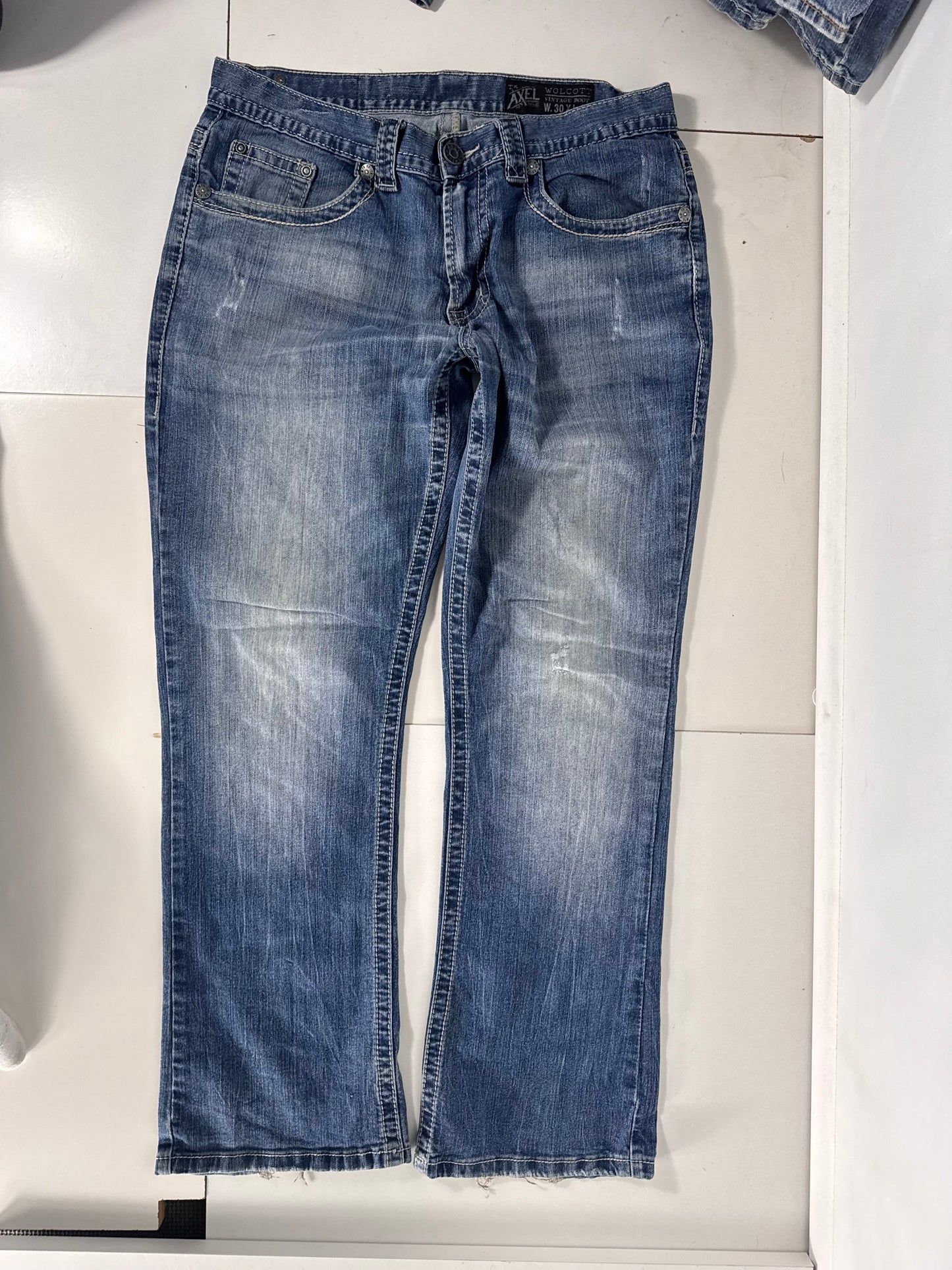 Utsvingte jeans str: M