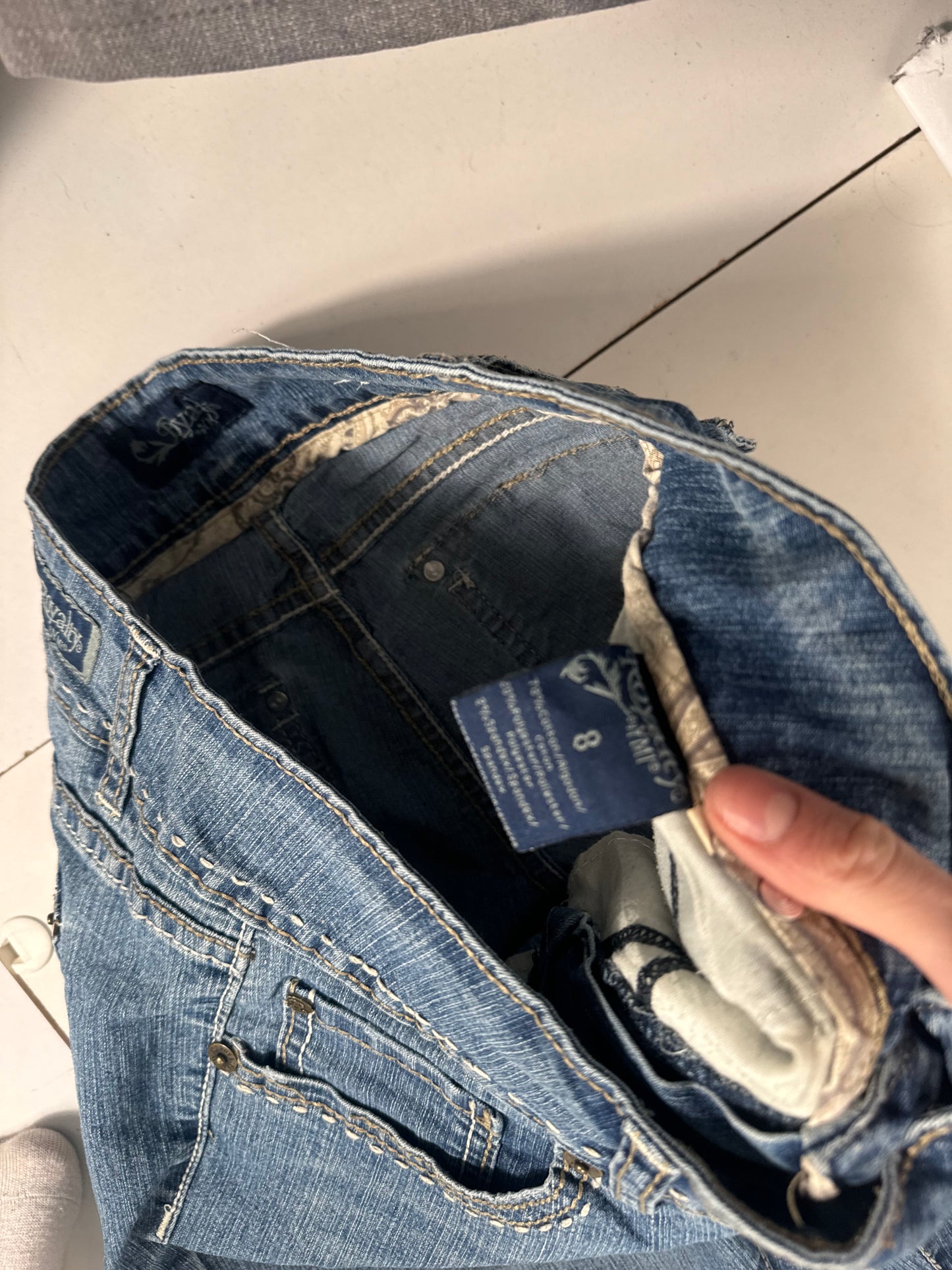 Utsvingte jeans str: M