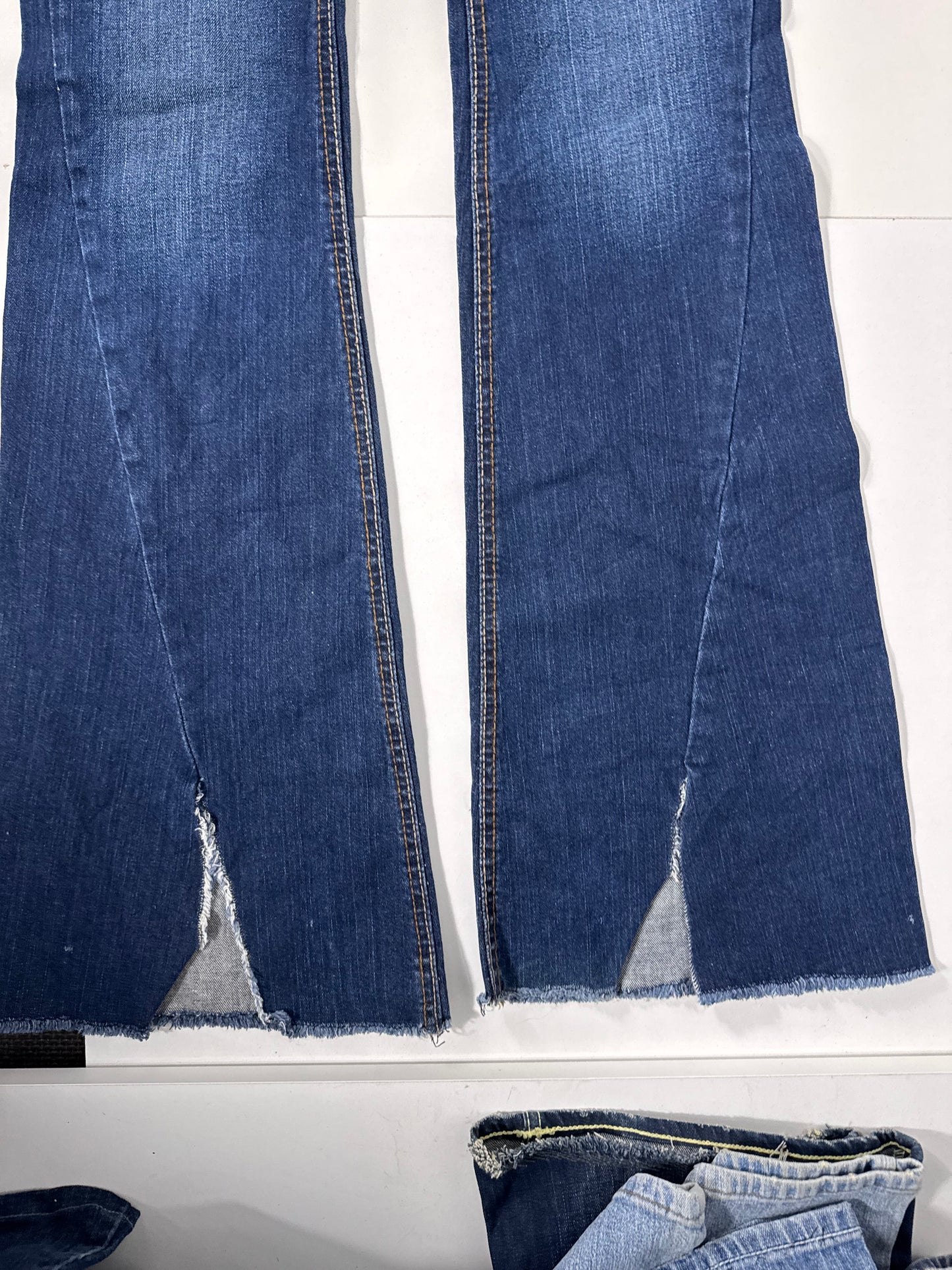 Utsvängda jeans stl: XS