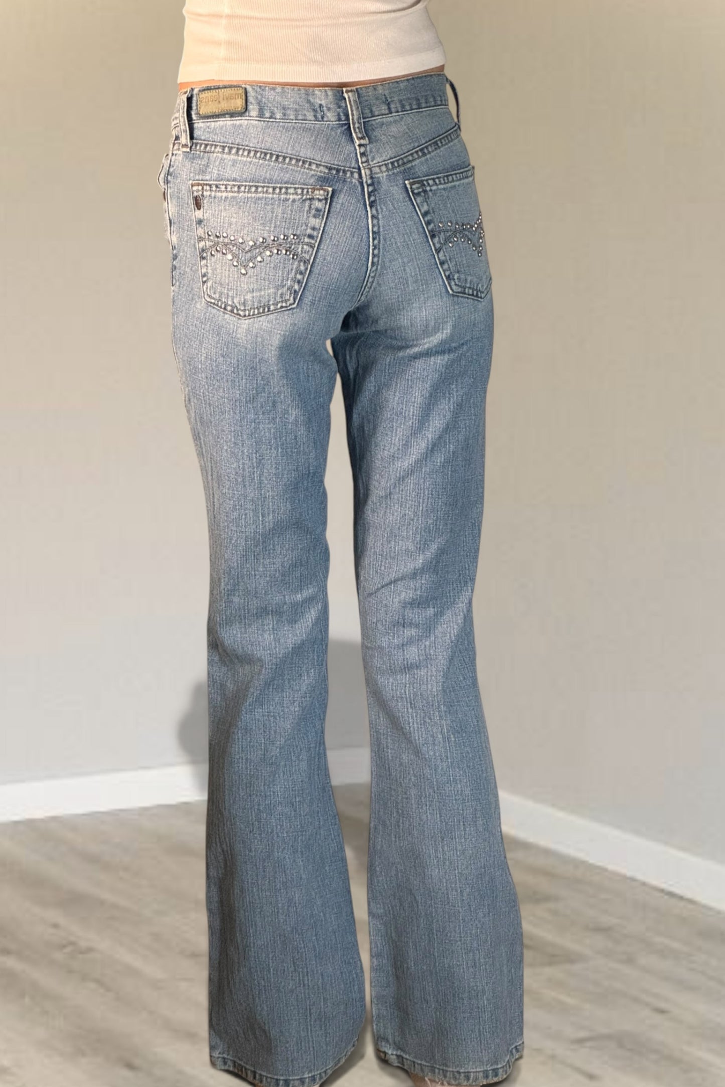 Low-rise jeans size: XXS