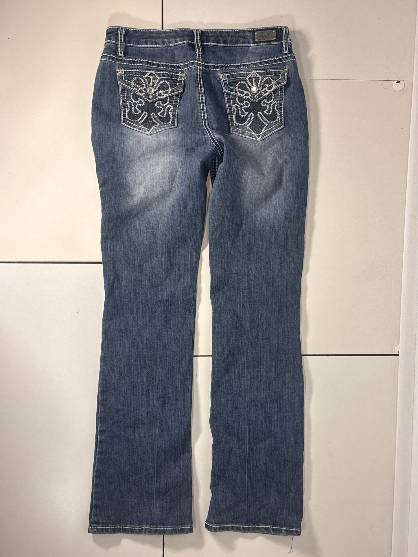 Utsvängda jeans stl: S