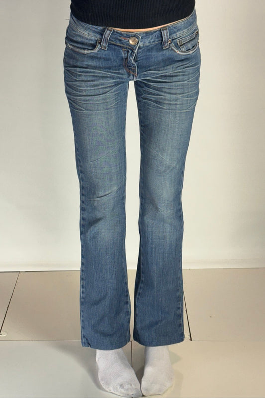 Lågmidjade jeans–stl: S