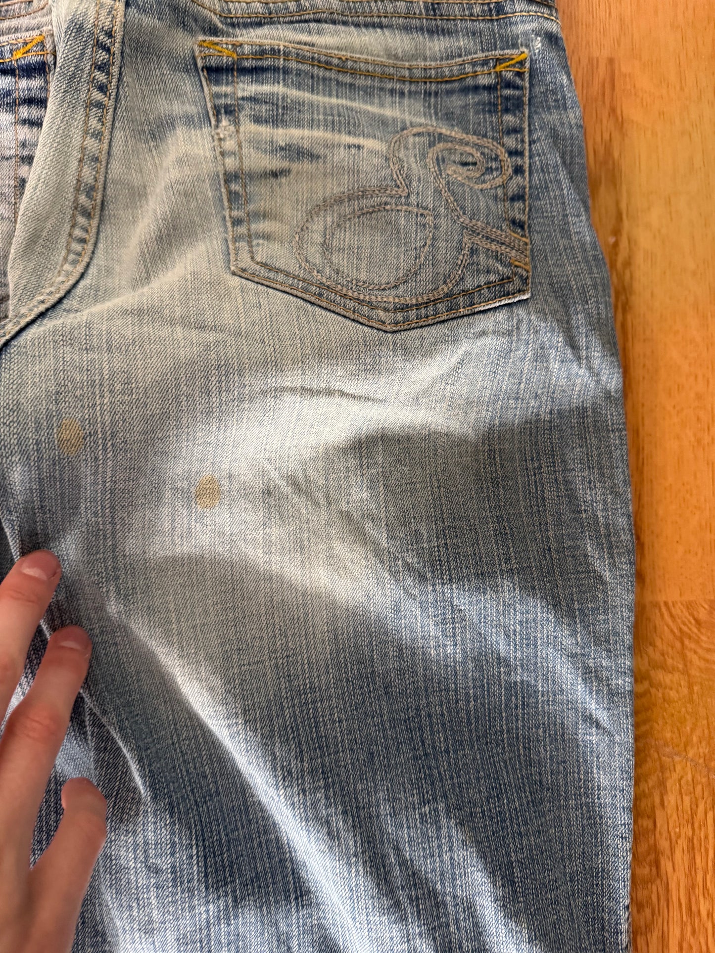 Utsvängda jeans stl: XS