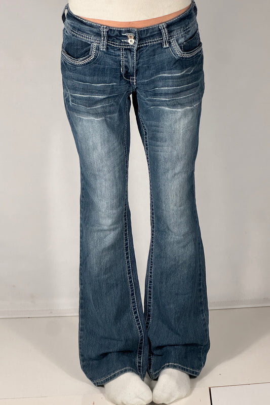 Lågmidjade jeans stl: M
