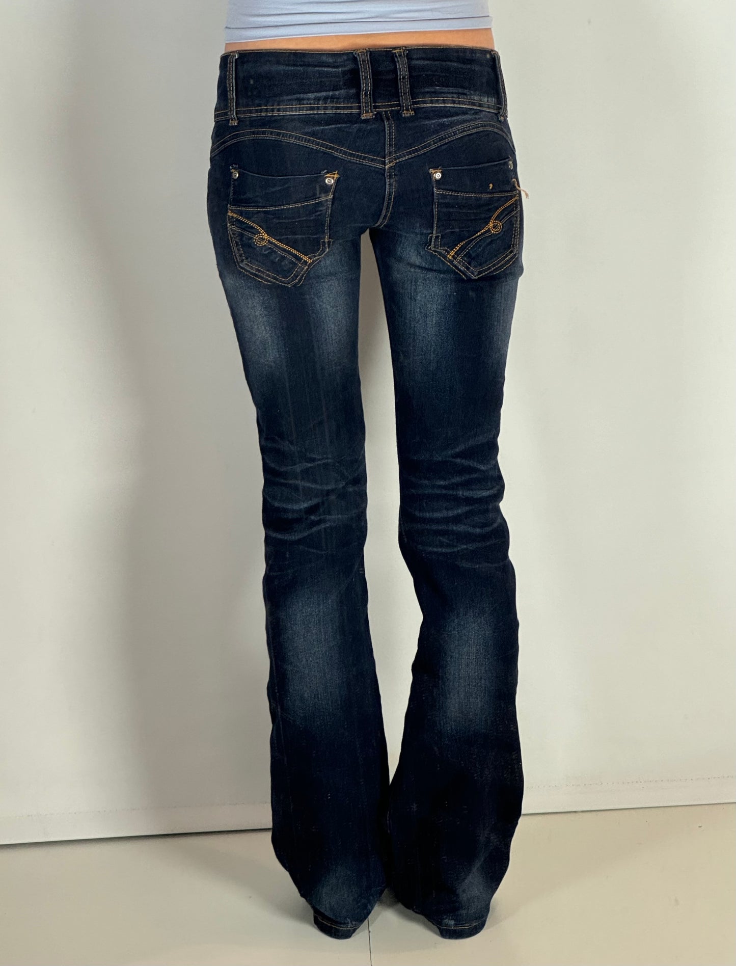 Lågmidjade jeans stl: S