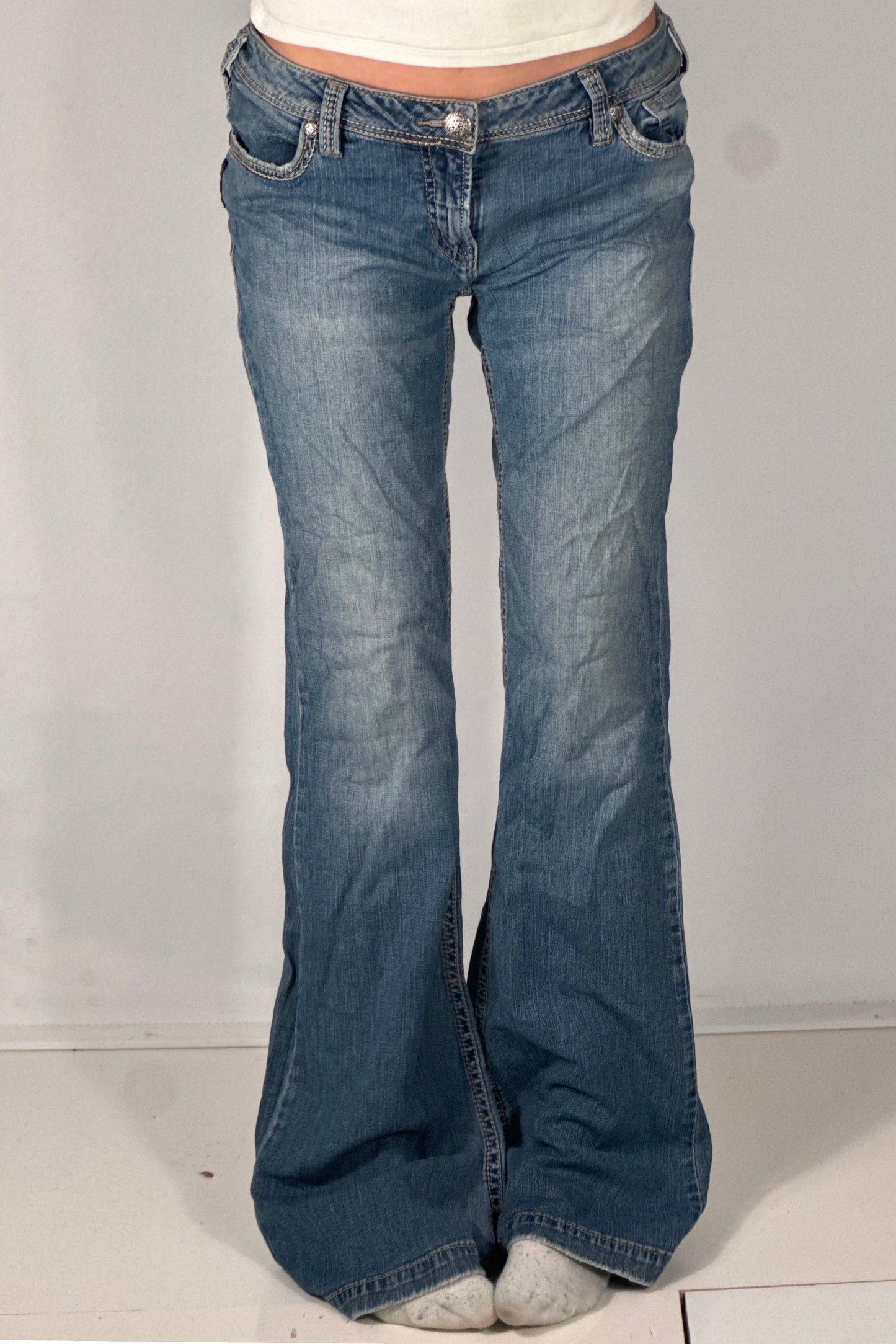 Lågmidjade jeans stl: M